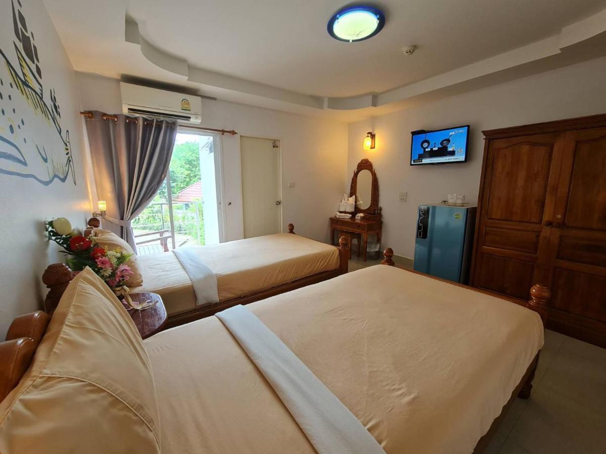 Euro Boutique Hotel Chumpon Extérieur photo