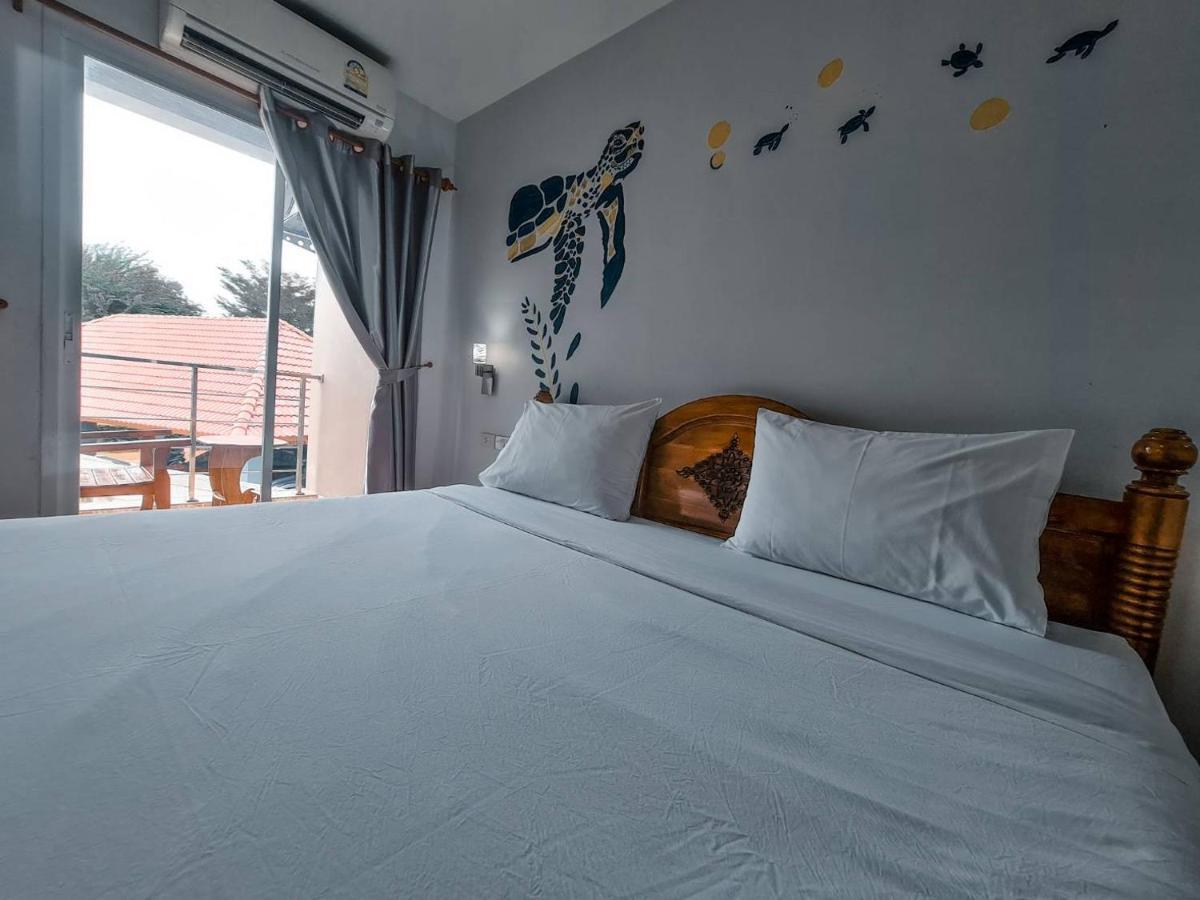 Euro Boutique Hotel Chumpon Extérieur photo