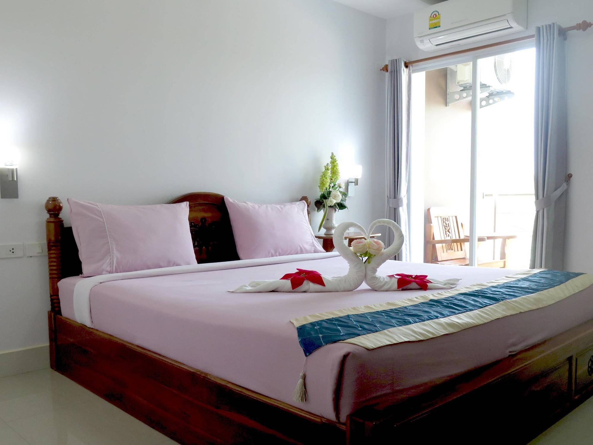 Euro Boutique Hotel Chumpon Extérieur photo